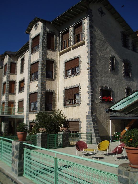 Hostal Rita Belvedere Puigcerdà Eksteriør billede