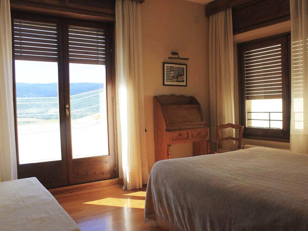 Hostal Rita Belvedere Puigcerdà Eksteriør billede