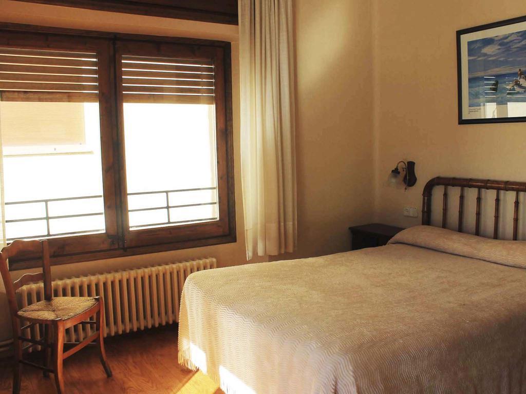 Hostal Rita Belvedere Puigcerdà Eksteriør billede