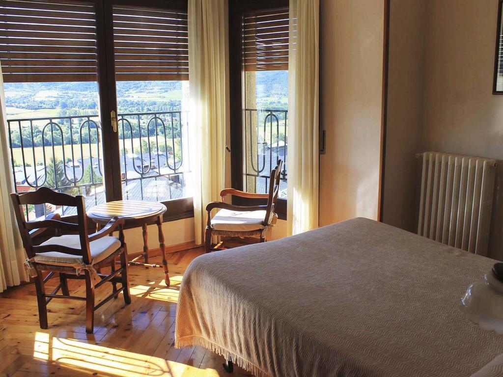 Hostal Rita Belvedere Puigcerdà Eksteriør billede