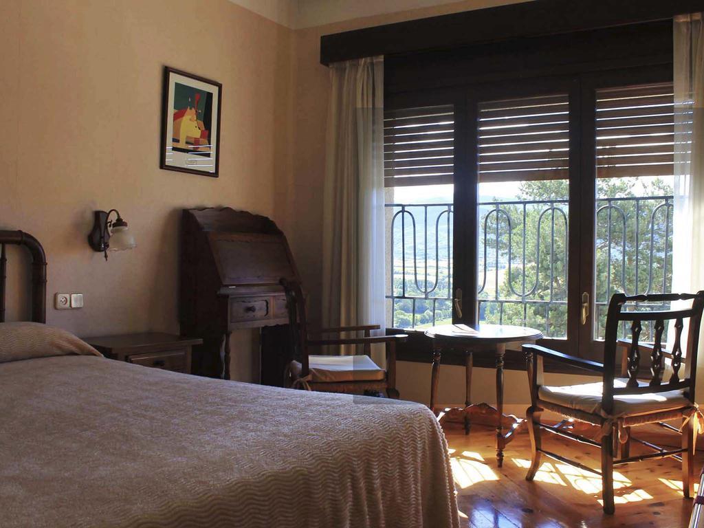 Hostal Rita Belvedere Puigcerdà Eksteriør billede