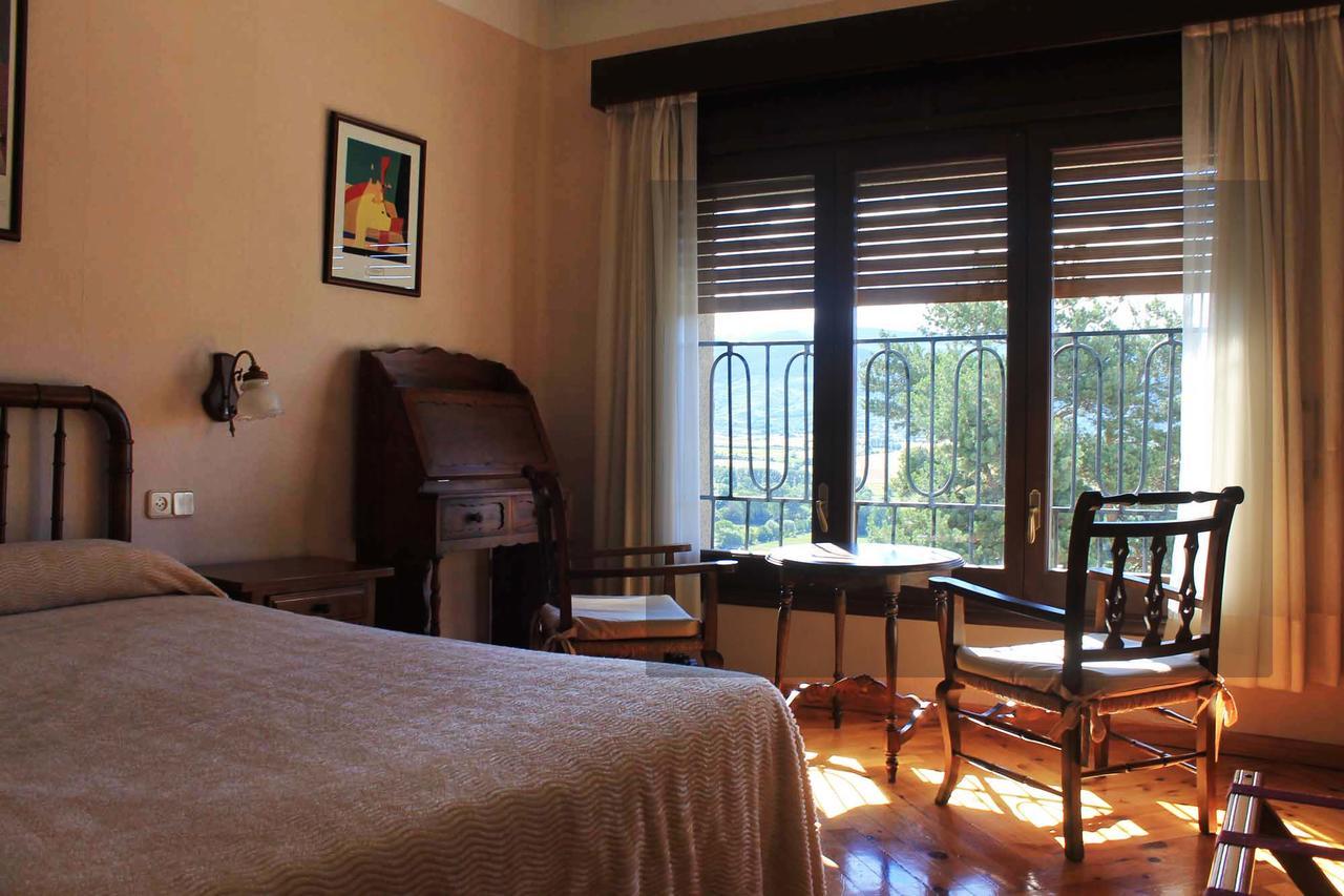Hostal Rita Belvedere Puigcerdà Eksteriør billede