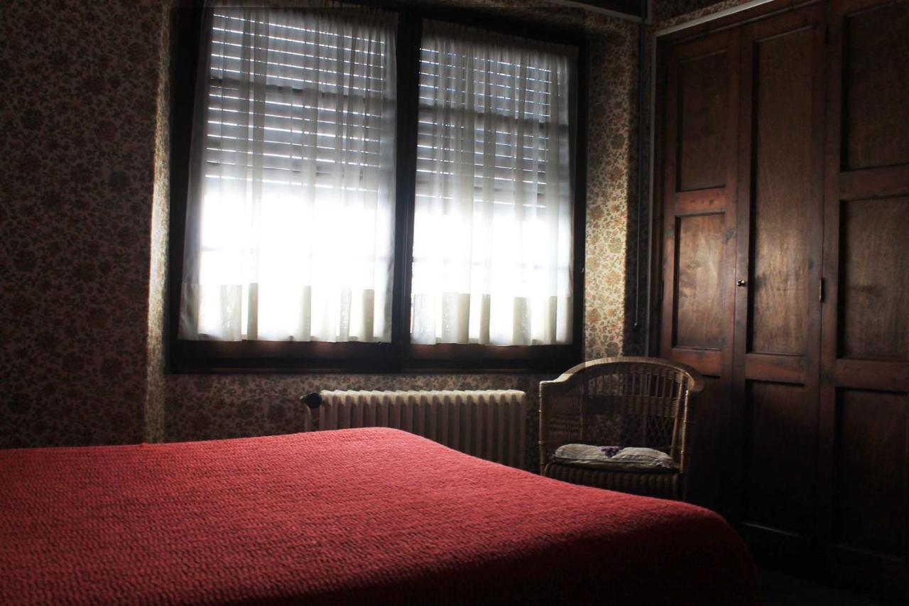 Hostal Rita Belvedere Puigcerdà Eksteriør billede
