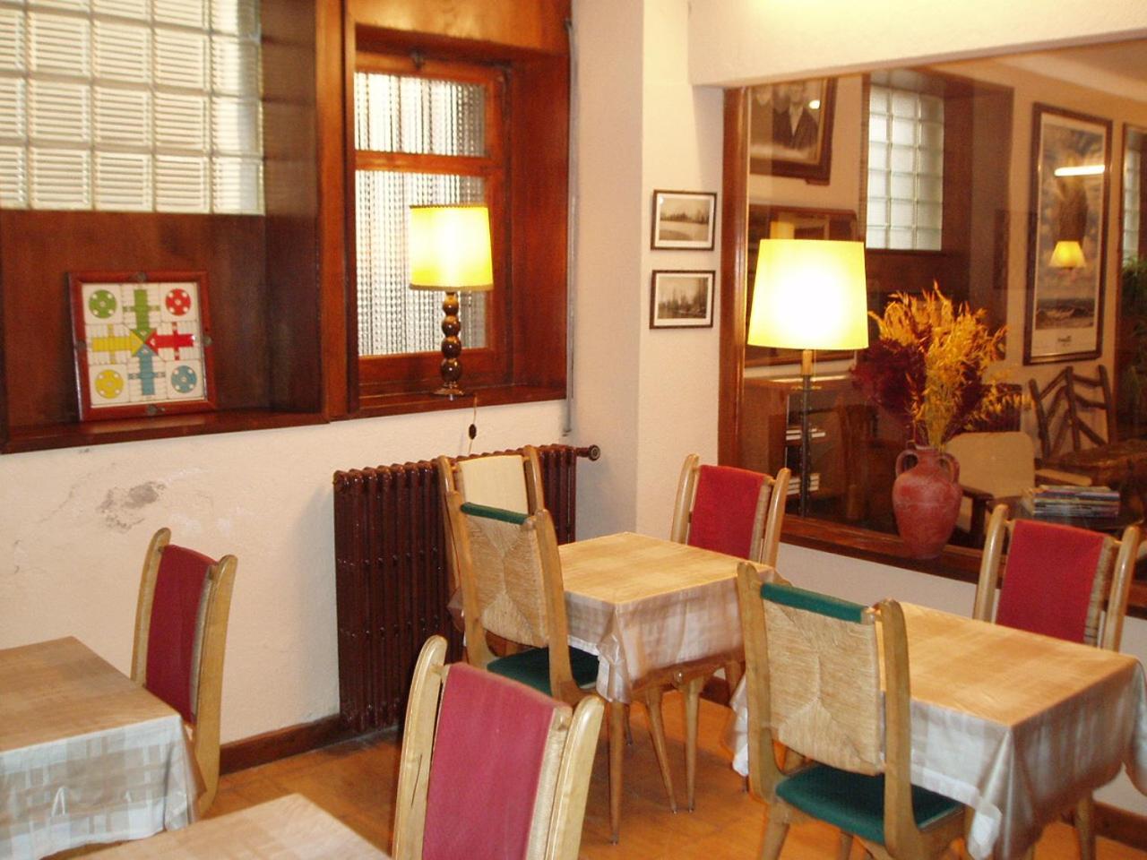Hostal Rita Belvedere Puigcerdà Eksteriør billede